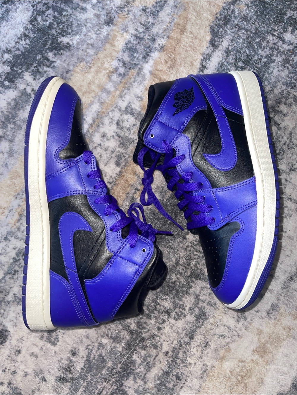 Women’s High-Top Basketball Sneakers - Purple and Black size Shoes 9.5